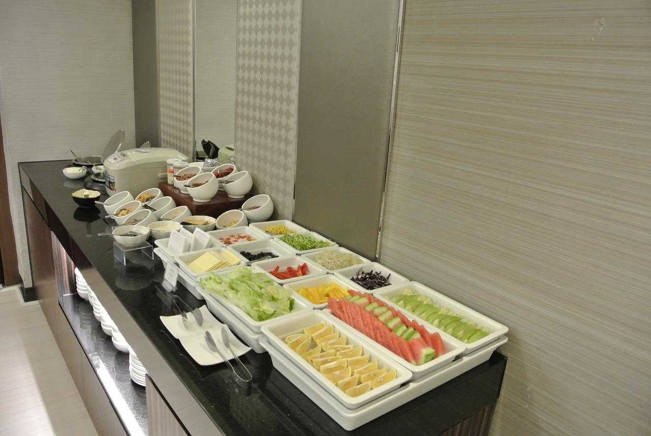 K Hotel Taipei Dış mekan fotoğraf